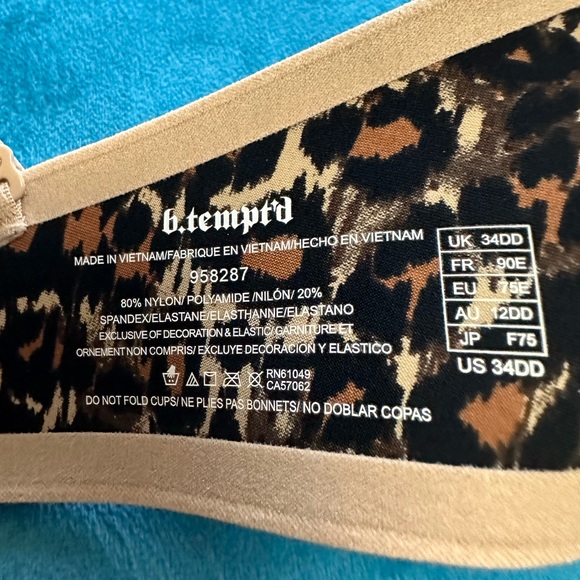 COPY - B’Tempted Push Up Bra 34DD - Picture 8 of 12